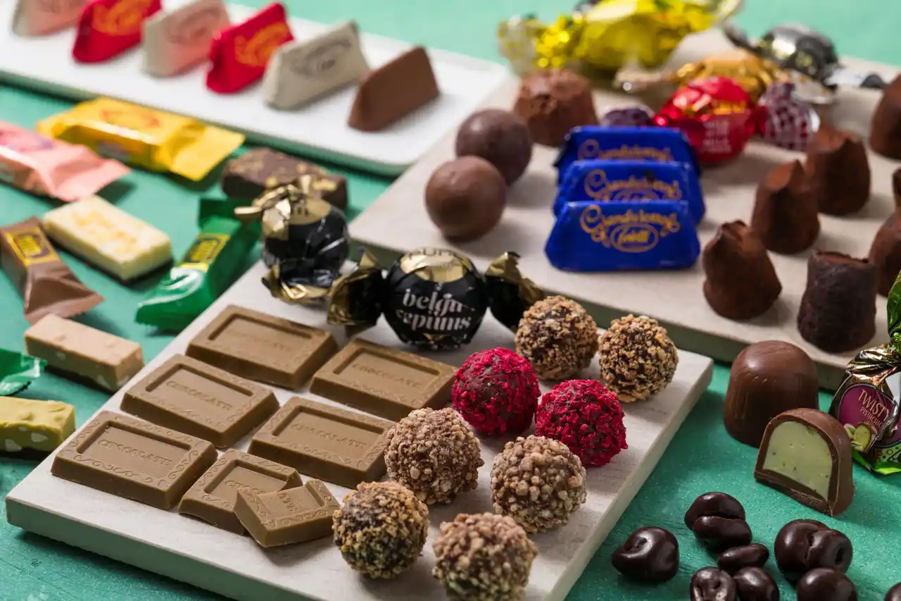 今季の成城石井のチョコカテゴリー商品は最大250品のラインアップ！物価高騰下でもおいしさを追求し、新作は多彩なフレーバーを楽しめる30品が登場