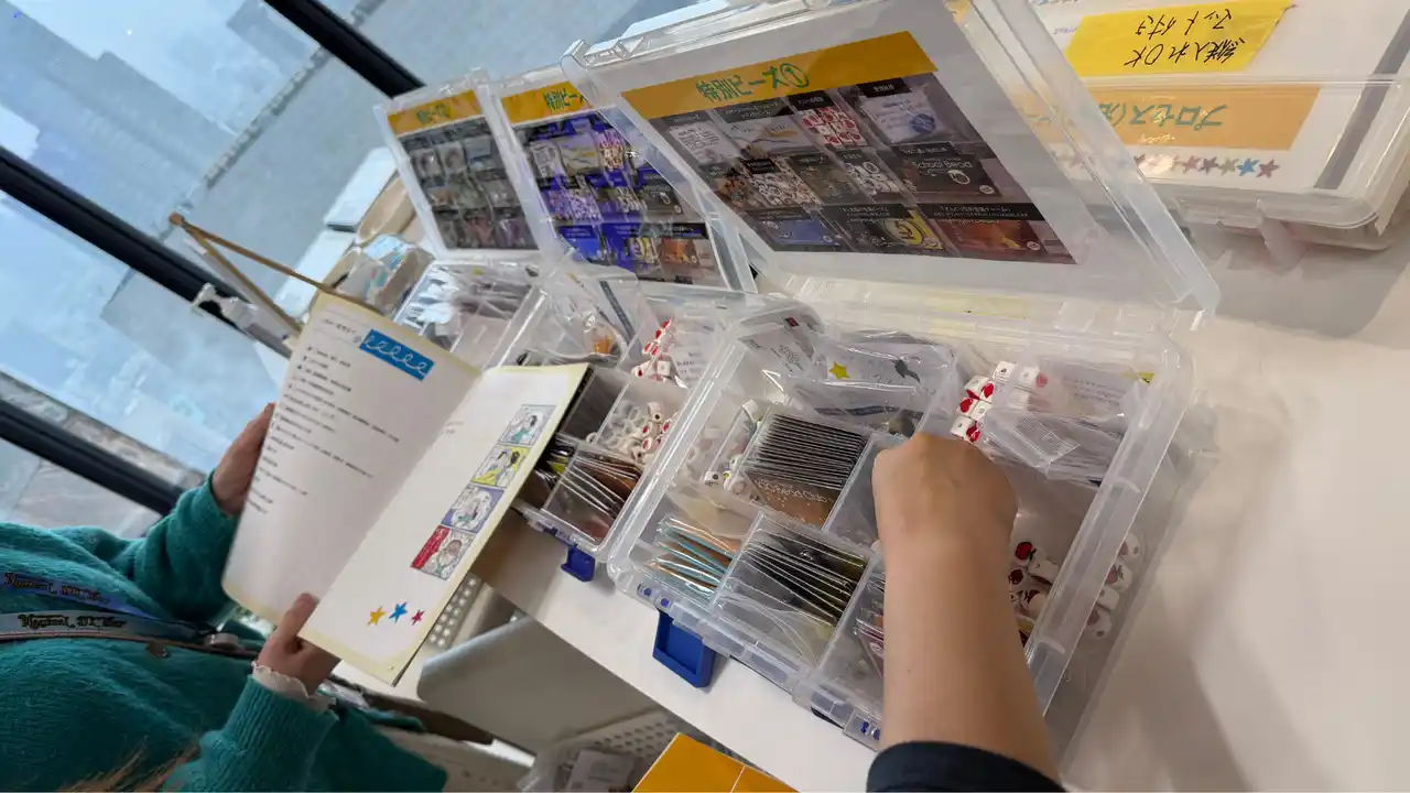 【特定非営利活動法人シャイン・オン・キッズ】 宮城県立こども病院と神奈川県立こども医療センターにアート介在療法「ビーズ・オブ・カレッジ」を導入