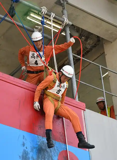 【高槻市】 高槻市消防本部で近畿地区指導会出場を前に訓練総見