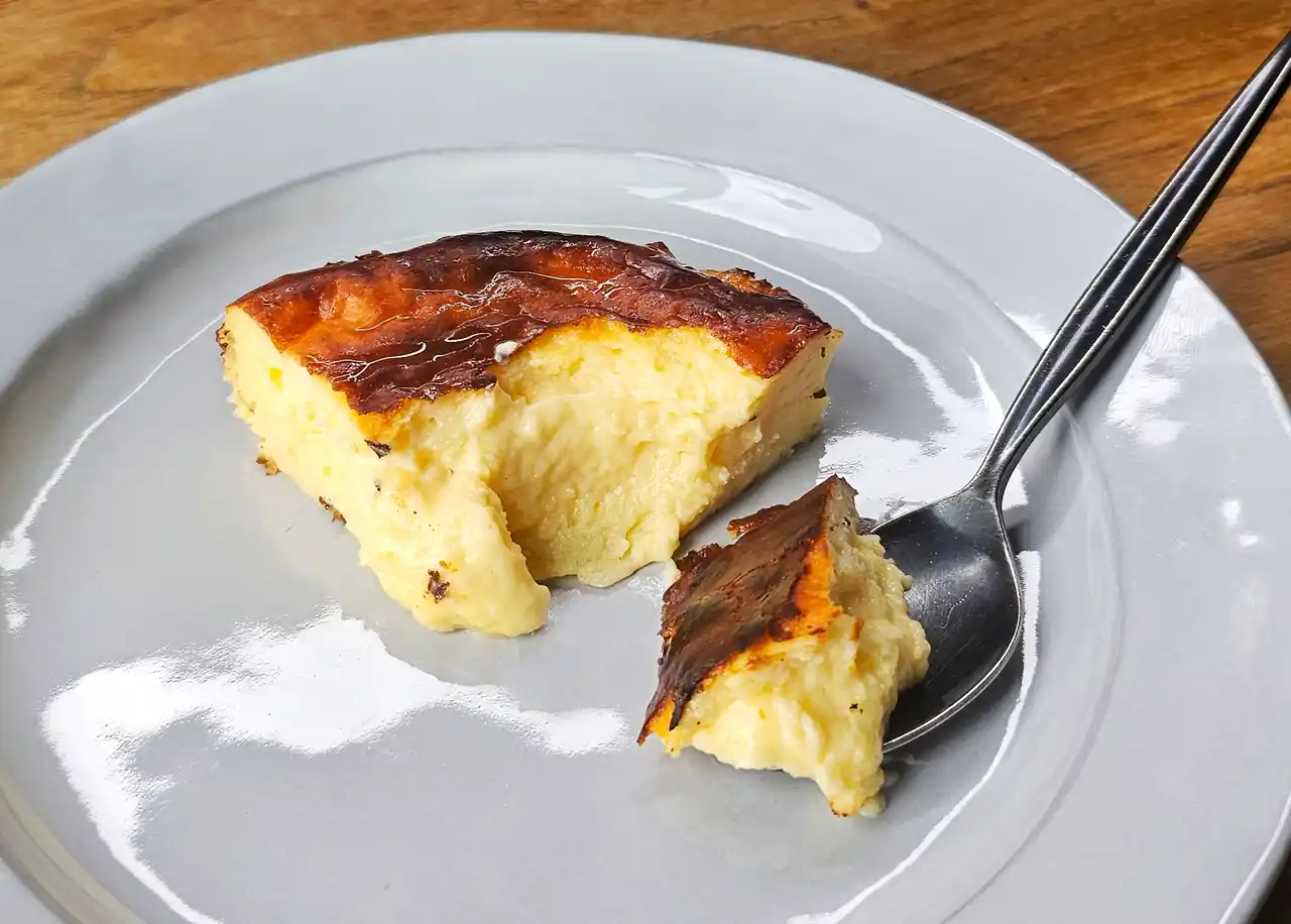 【株式会社関屋リゾート】 【限定10組】「とろ生バスチー」完成記念 特別試食会