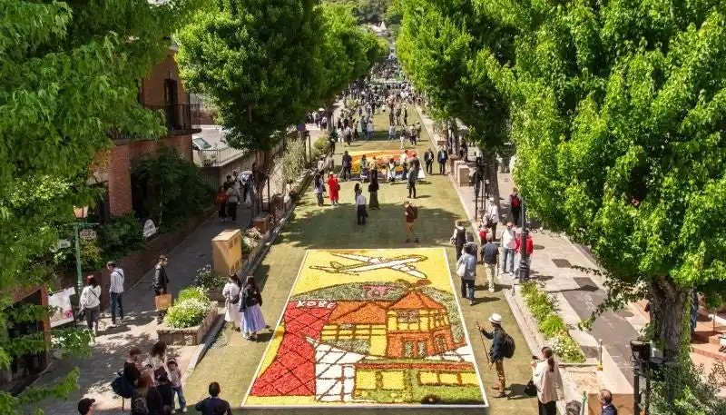 【一般財団法人 神戸観光局】 今年で28回目の開催を迎える神戸の春の風物詩「インフィオラータこうべ2026」開催日程が決定