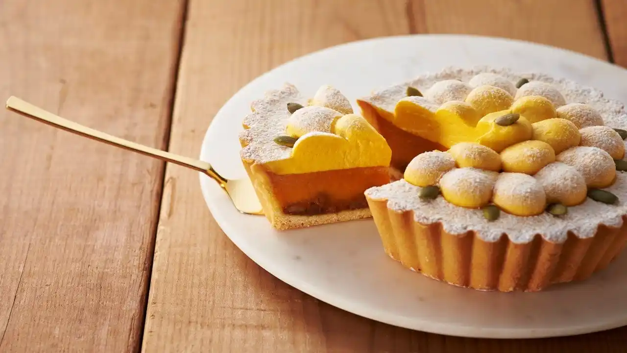 【モロゾフ株式会社】 【モロゾフ オンラインショップ】北海道産「くりりんかぼちゃ」を使った限定タルト再販売