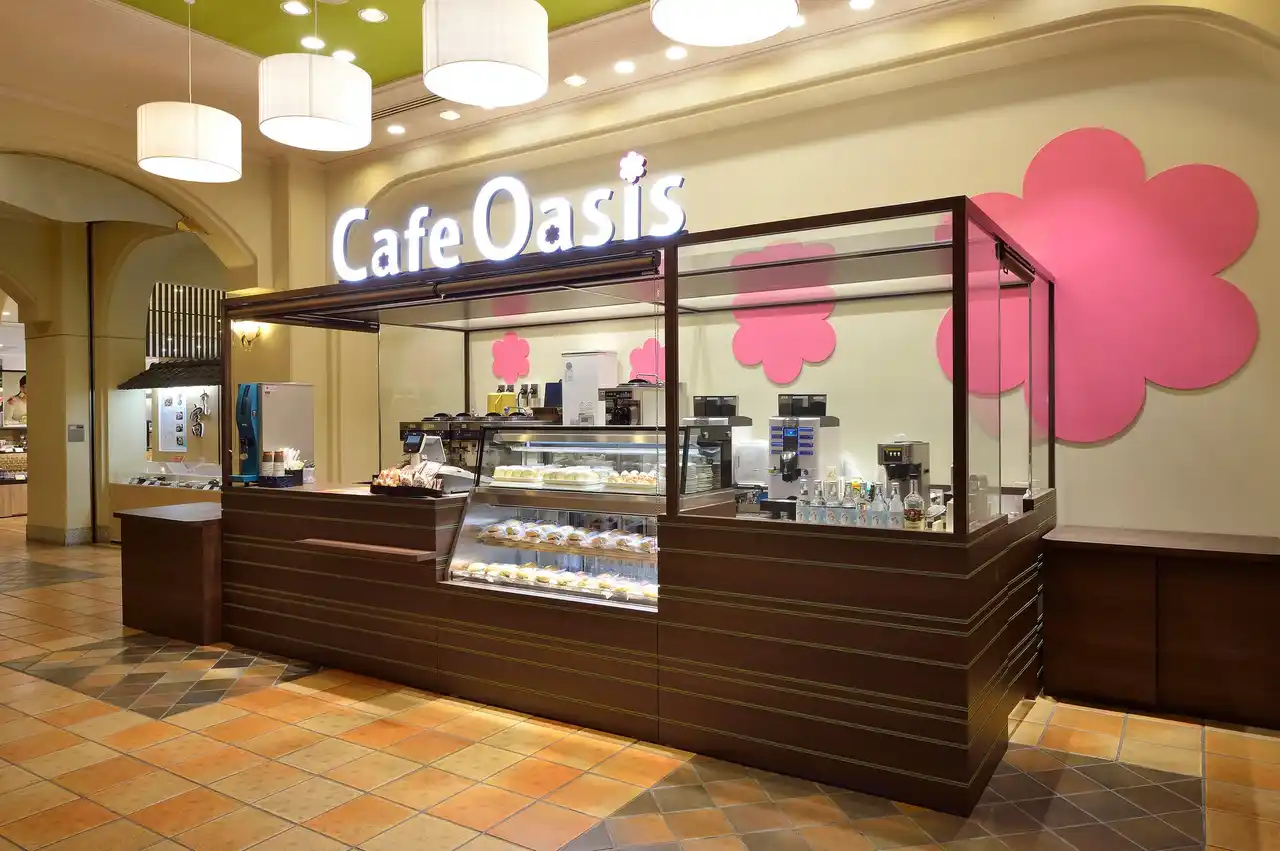 【ユーアールエー株式会社】 淡路ハイウエイオアシス-オアシス館1F「カフェオアシス」で、大人気のソフトクリームが、リニューアル！！年末年始の運転休みなどで憩いの『ひととき』を。