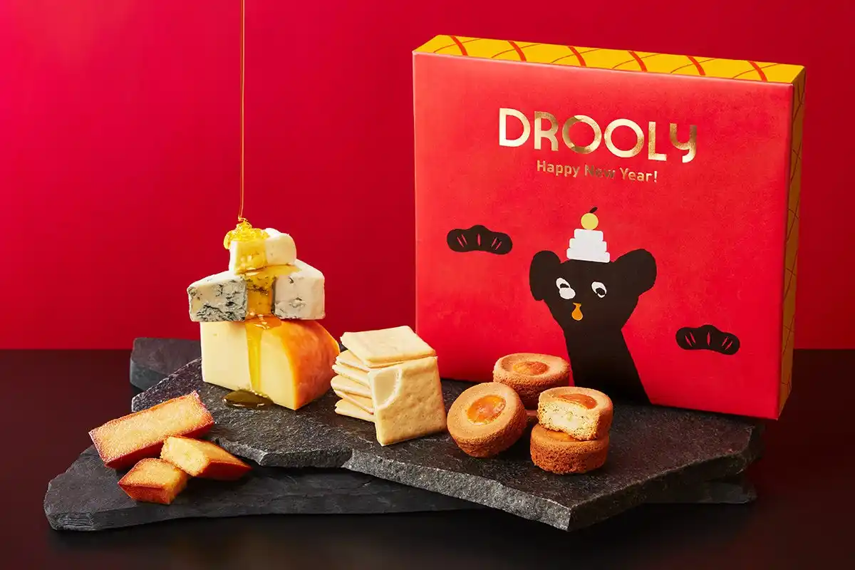 【株式会社シュクレイ】 ≪初出店≫東京駅直結・大丸東京店にて大阪1店舗の人気店【DROOLY(ドローリー)】を12月24日から期間限定で催事出店いたします!
