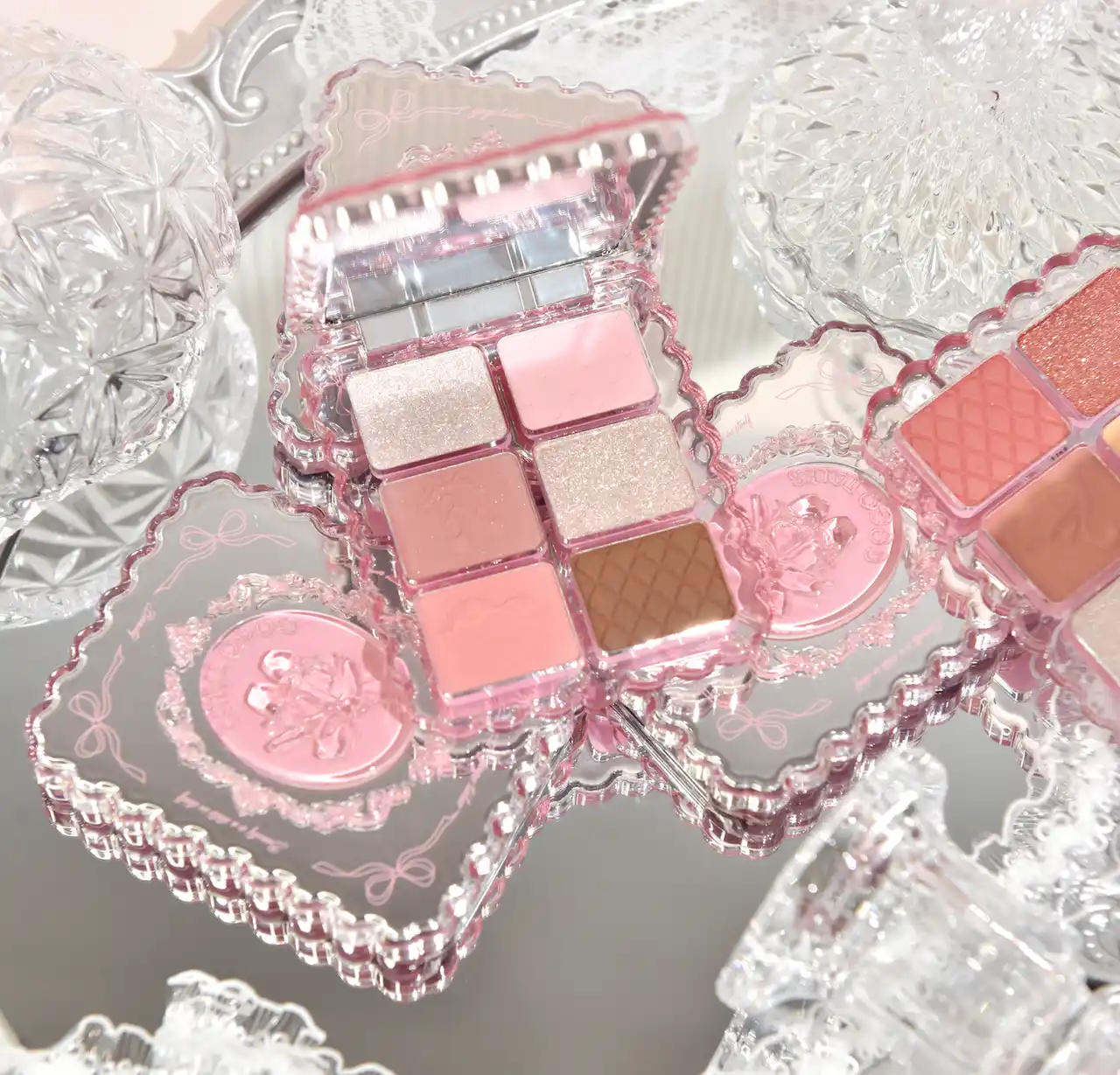 バレエコアがテーマのアイシャドウパレット「スウィートバレエアイシャドウ」が全国のドン・キホーテにて販売開始