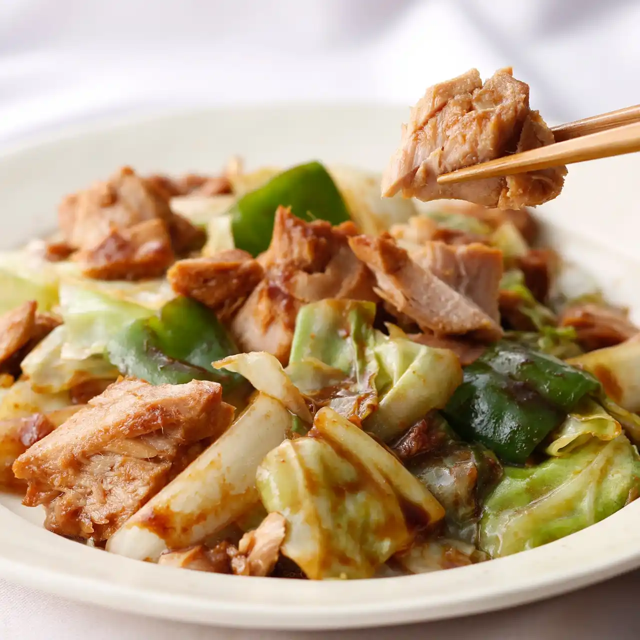 毎月3日から7日は水産庁制定「さかなの日」ヨシケイ×シーチキン食堂(R)コラボレーションメニューを発売