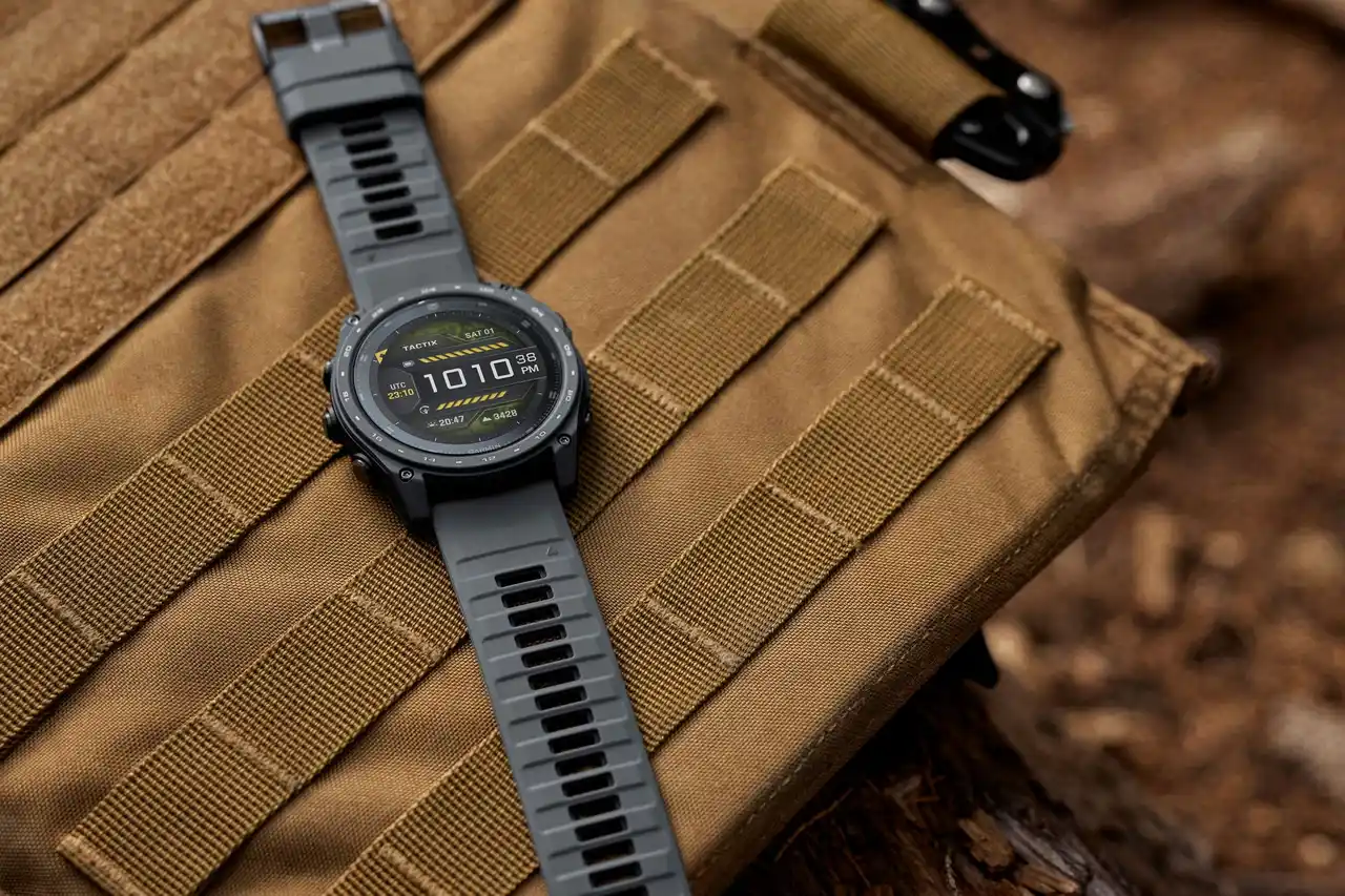 Garmin『tactix 8 AMOLED Cerakote』を2月5日（木）に発売～タフネスボディにタクティカル機能を搭載した「tactix 8」シリーズから新色登場～