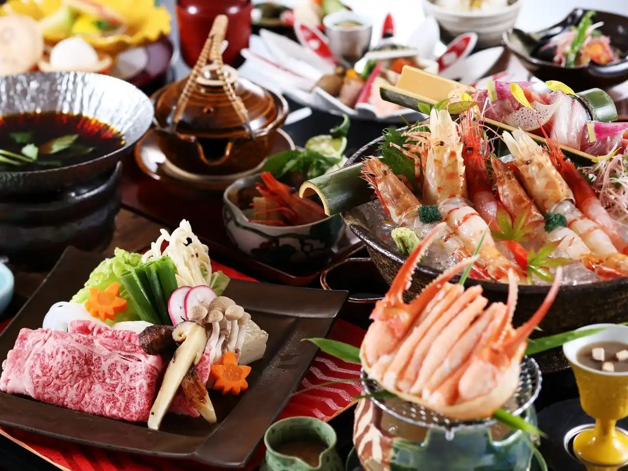 兵庫・湯村温泉「湧泉の宿ゆあむ」、秋の味覚＜香住ガニ1.0杯・松茸・但馬牛・地えびたべくらべ＞が堪能できる秋の贅沢/特選グルメプランを販売【2025年9月5日（金）～11月7日（金）】