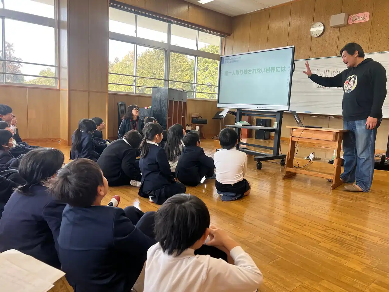 【特定非営利活動法人なかよし学園プロジェクト】 神石高原町の2小学校の学びが、戦禍のカンボジア難民キャンプとルワンダへ