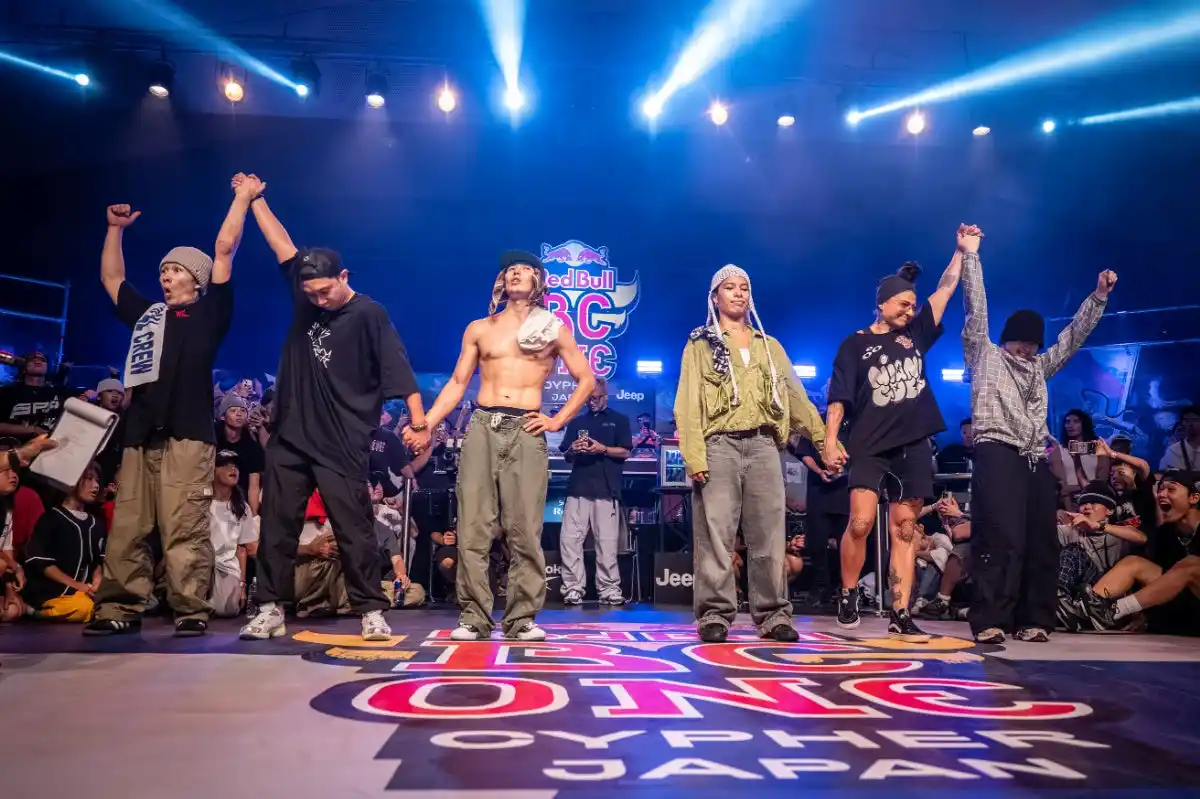 【レッドブル・ジャパン株式会社】 「Red Bull BC One Cypher Japan 2025」B-Boy haruto、B-Girl Cocoa 初優勝　圧巻のパフォーマンスに約800人の観客が熱狂！