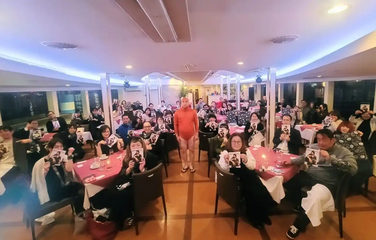 来年あるある神戸クルーズも開催決定!! レイザーラモンRG『マリーンルージュであるあるクルーズ2025冬』美声爆発 ＆ あのキャラが久々降臨！