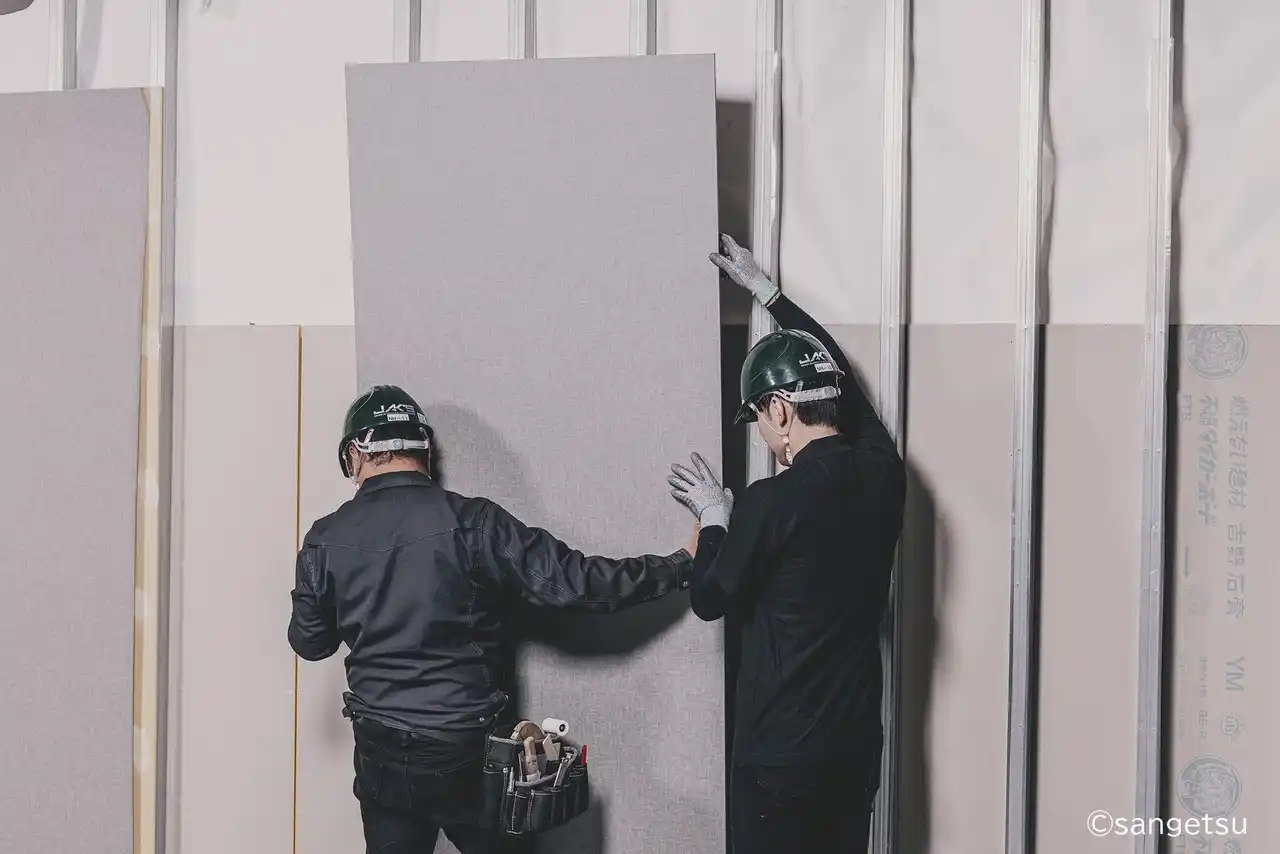 【株式会社サンゲツ】 【建築現場に、一枚の構造改革。】壁面施工の工程を短縮する新建材「INNO PANEL(R)（イノパネル）」2/12発売