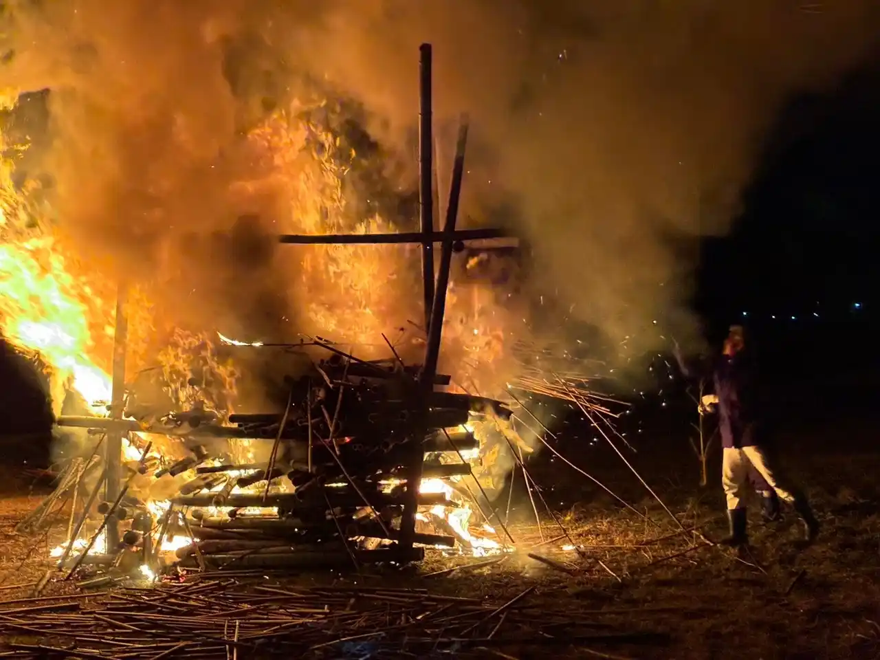 佐賀県初の自然共生サイト・横枕で、今年も「鬼火焚き」を実施― 伝統行事を通じて、里山の循環と生物多様性を未来へ ―